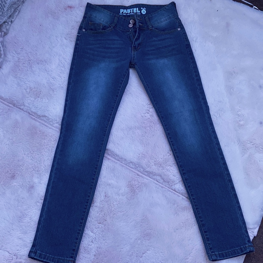 Brand new, never been worn good shape